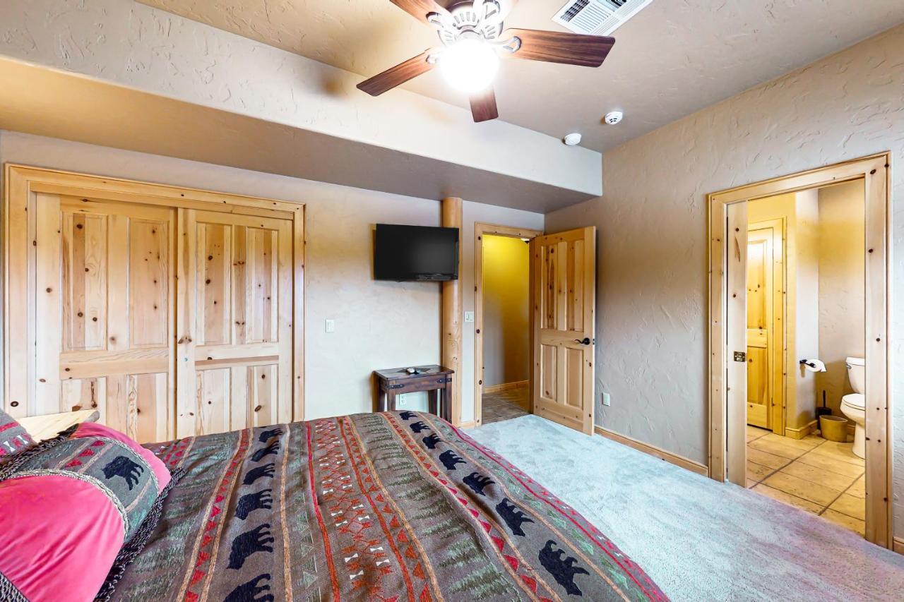 Black Bear Pagosa Springs Exterior foto