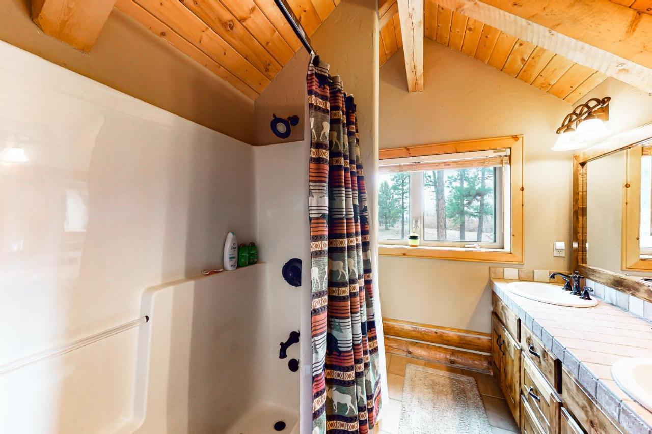 Black Bear Pagosa Springs Exterior foto