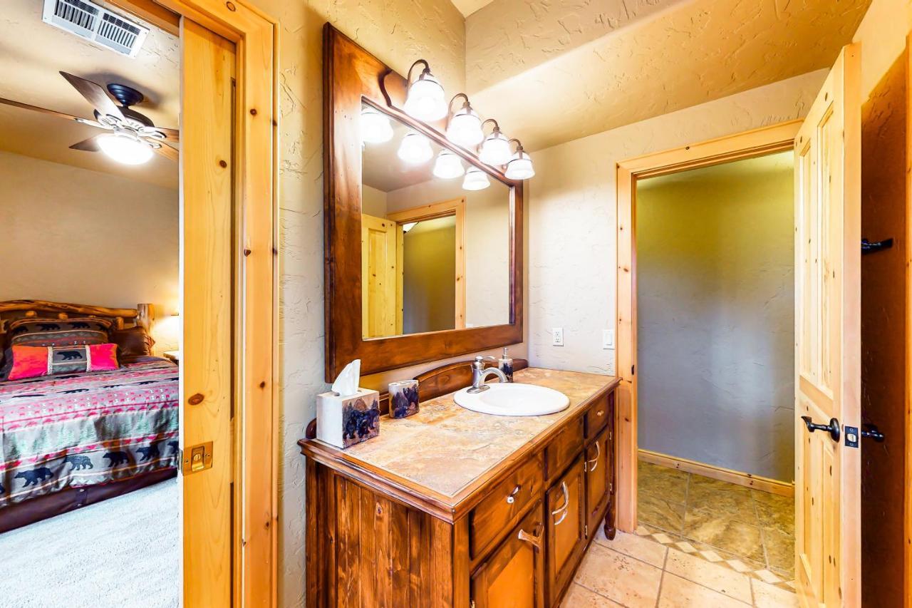 Black Bear Pagosa Springs Exterior foto